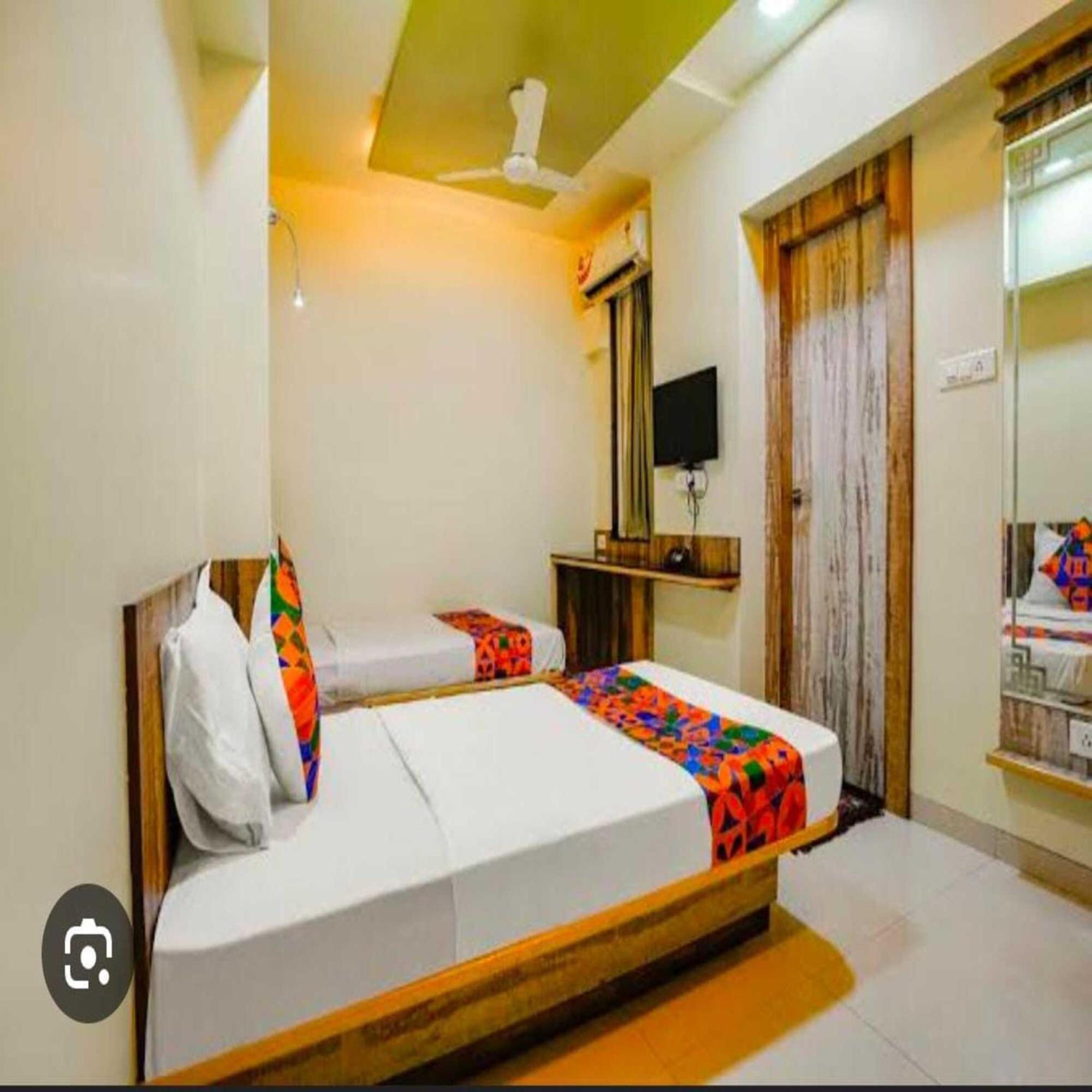 Hotel Elegant - Mohammed Ali Road 뭄바이 외부 사진
