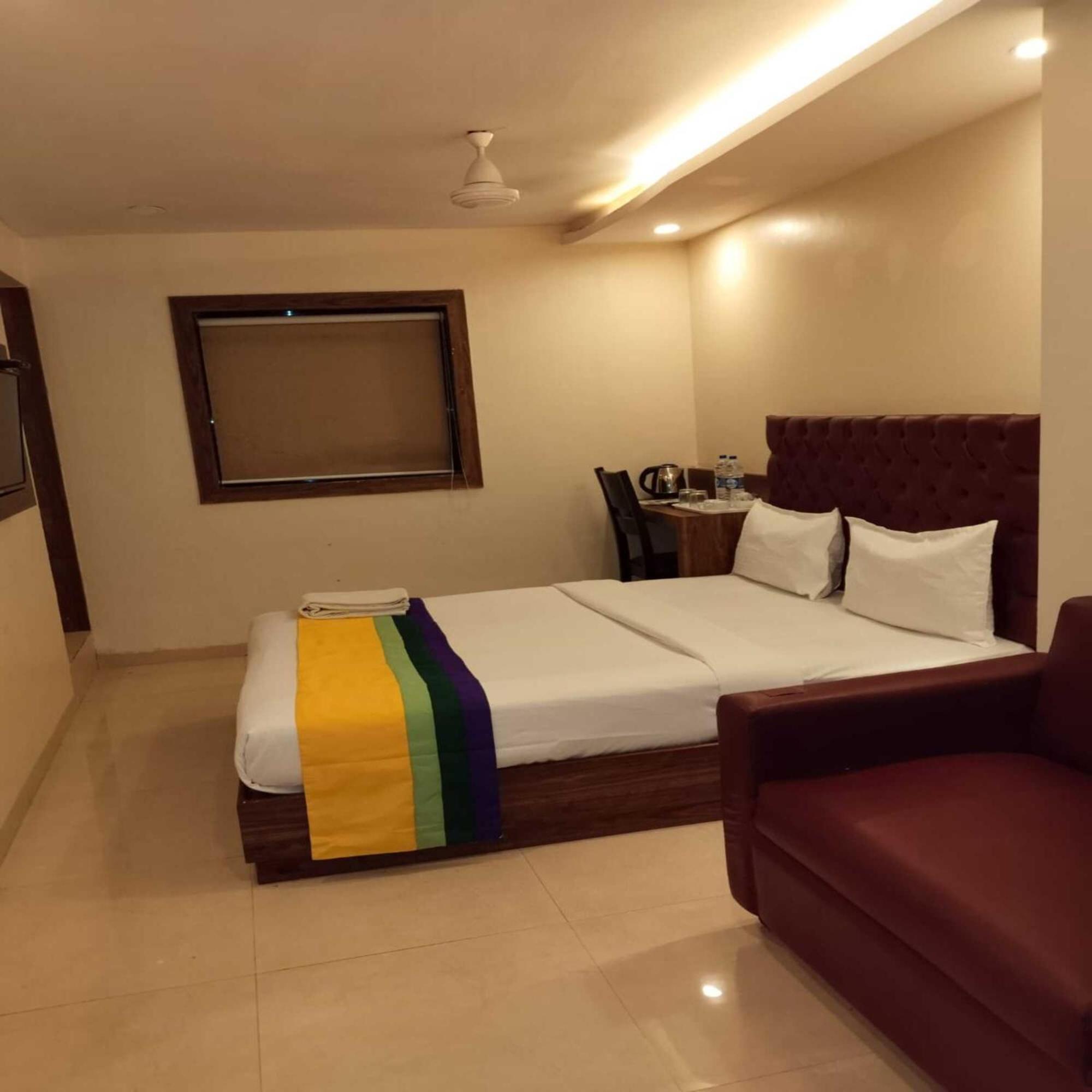 Hotel Elegant - Mohammed Ali Road 뭄바이 외부 사진